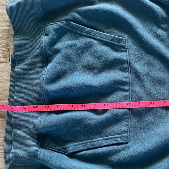 The North Face Youth Teal Hoodie Medium (10-12) - Picture 4 of 5